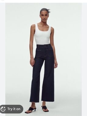 Zara High-Rise straight Jeans in Dark Blue